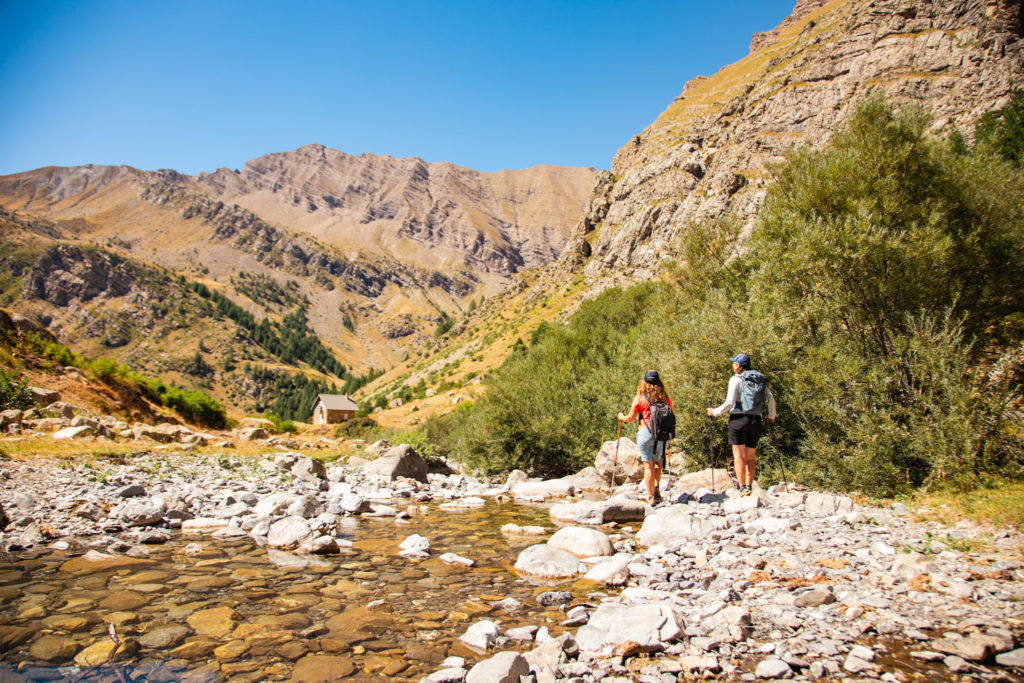 Découvrir la base nature de l'Iscle à Réallon et randonner dans les Ecrins