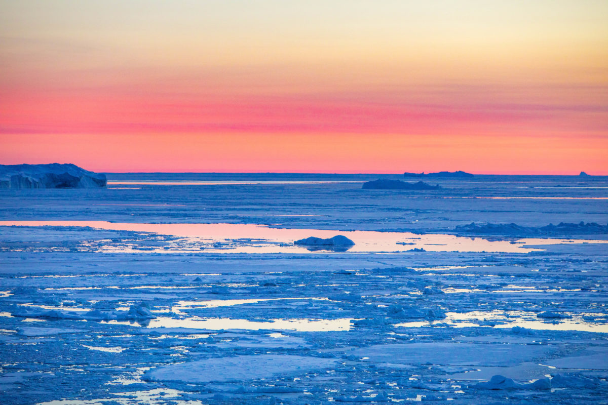 Voyage à Ilulissat et ses icebergs géants. Un incontournable lors d'un voyage au Groenland. De Paris à Ilulissat, un dépaysement total. Hôtel Ilulissat. Blog Ilulissat. Voyage Ilulissat