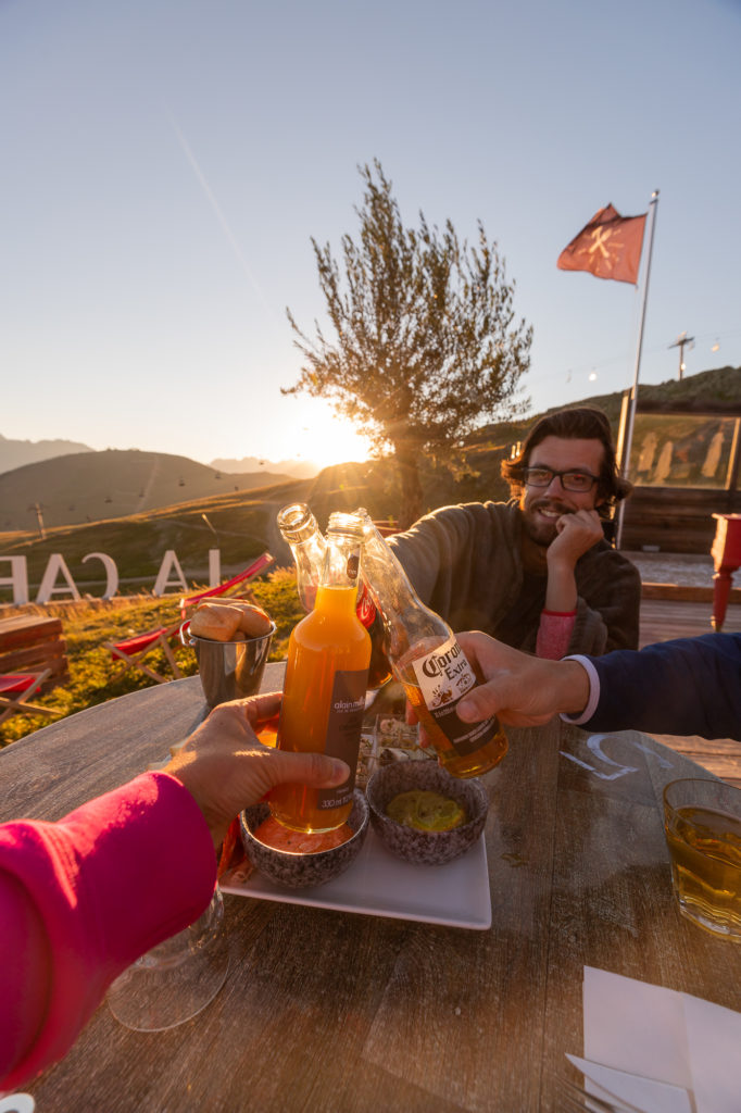 Où manger et où dormir à l'Alpe d'Huez ? Bonnes adresses restos et hôtels