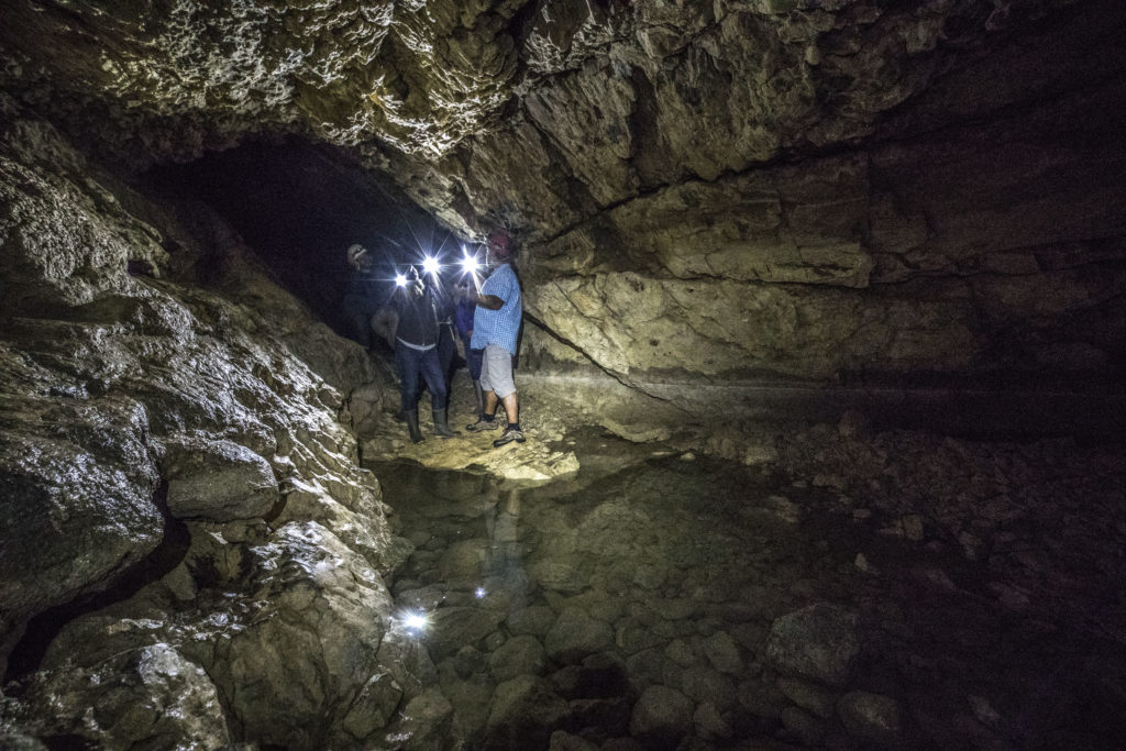 Explorer les chourums du dévoluy : via souterrata, spéléologie