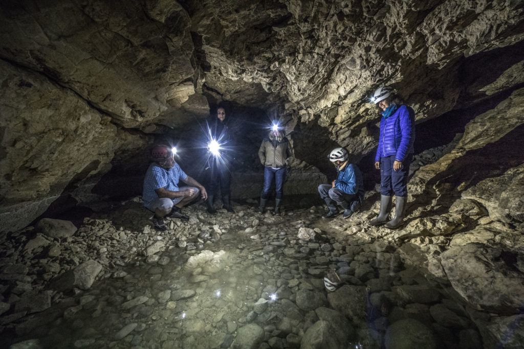 Explorer les chourums du dévoluy : via souterrata, spéléologie