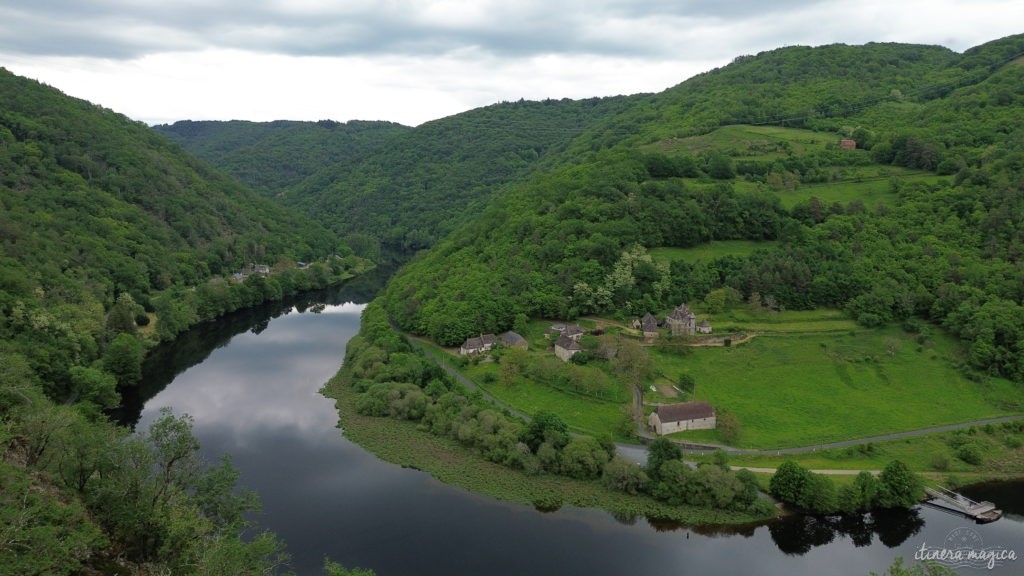 Que voir et que faire en vallée de la Dordogne, côté Corrèze ? Incontournables, sports outdoor, insolites et belles adresses autour d'Argentat-sur-Dordogne