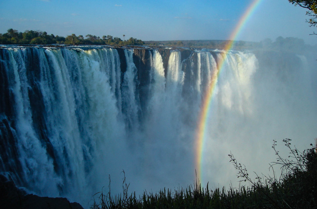 cascade arc en ciel