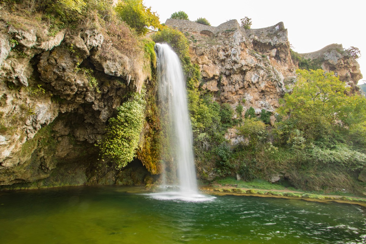 Salles la Source