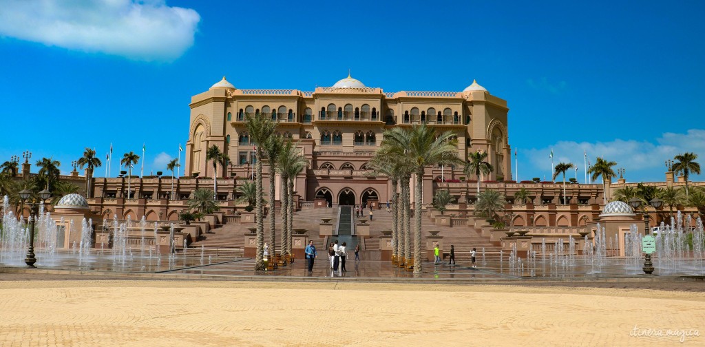 Le luxueux Emirates Palace, l'un des hôtels les plus chers du monde.