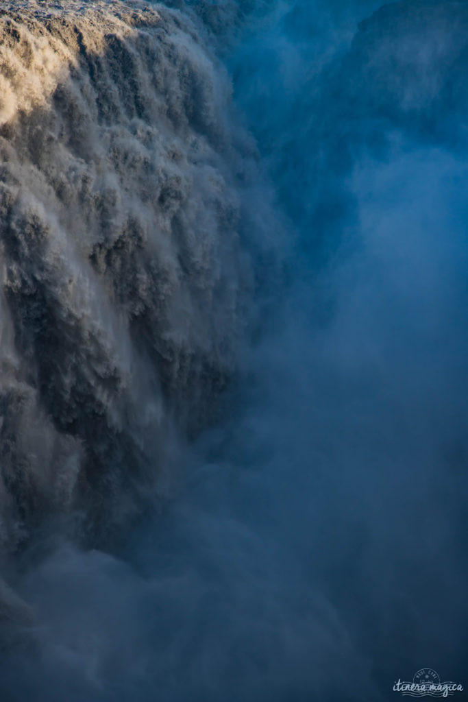 L'Islande est le pays des cascades. Découvrez les plus belles cascades d'Islande sur le blog de voyage Itinera Magica.