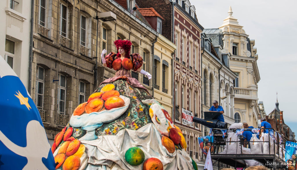 Découvrez Douai, la cité des géants, et le plus beau beffroi du Nord ! Que voir à Douai ? Blog Douai