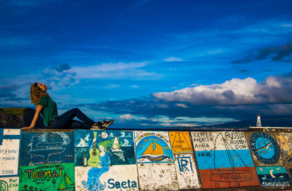 Vous ne connaissez pas les Açores? Une grande histoire d'amour vous attend. Découvrez le diamant de l'Atlantique, entre volcans, vagues et jardins. Que faire aux Açores, que voir ? Tout sur Itinera Magica, blog de voyage amoureux des lointains.