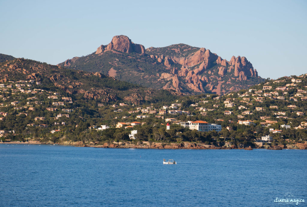 Les plus beaux points de vue de l'Estérel : panoramas et randonnées, découvrez Saint Raphaël en beauté.