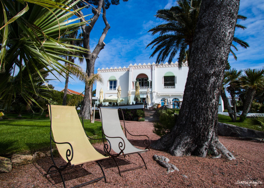 Un hôtel romantique sur la Côte d'Azur : découvrez la superbe Villa Mauresque à Saint Raphaël.