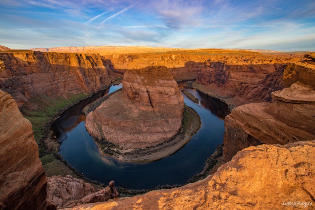 Horseshoe Bend, le plus beau méandre du Colorado, et les rives du Lac Powell regorgent de merveilles géologiques. Le road trip continue à Page, Arizona. Itinera Magica