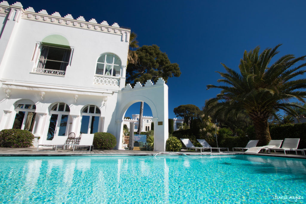 Un hôtel romantique sur la Côte d'Azur : découvrez la superbe Villa Mauresque à Saint Raphaël.