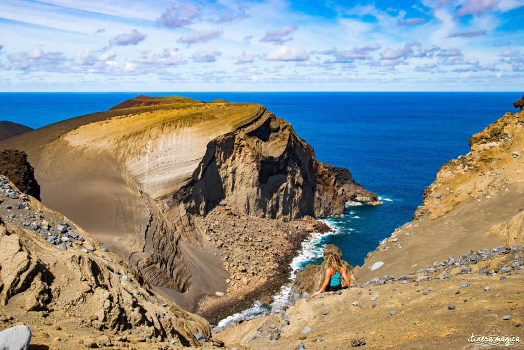 Islande et Açores : les soeurs secrètes. Découvrez les ressemblances entre ces îles de feu, situées sur la même dorsale atlantique.