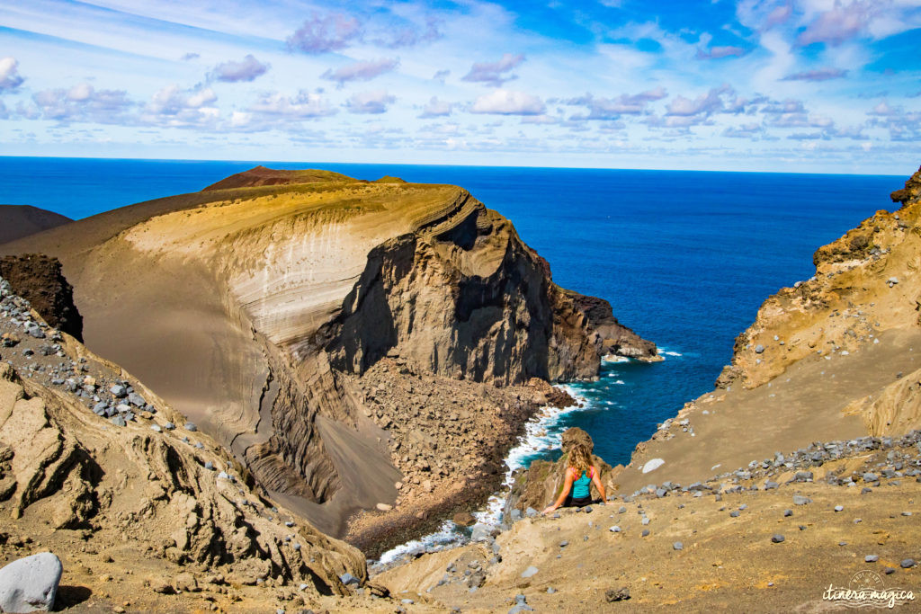 Vous ne connaissez pas les Açores? Une grande histoire d'amour vous attend. Découvrez le diamant de l'Atlantique, entre volcans, vagues et jardins. Que faire aux Açores, que voir ? Tout sur Itinera Magica, blog de voyage amoureux des lointains.