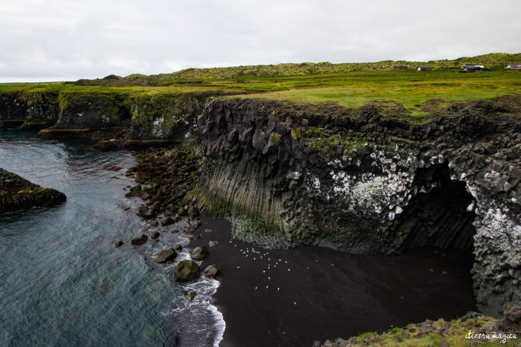 Islande et Açores : les soeurs secrètes. Découvrez les ressemblances entre ces îles de feu, situées sur la même dorsale atlantique.