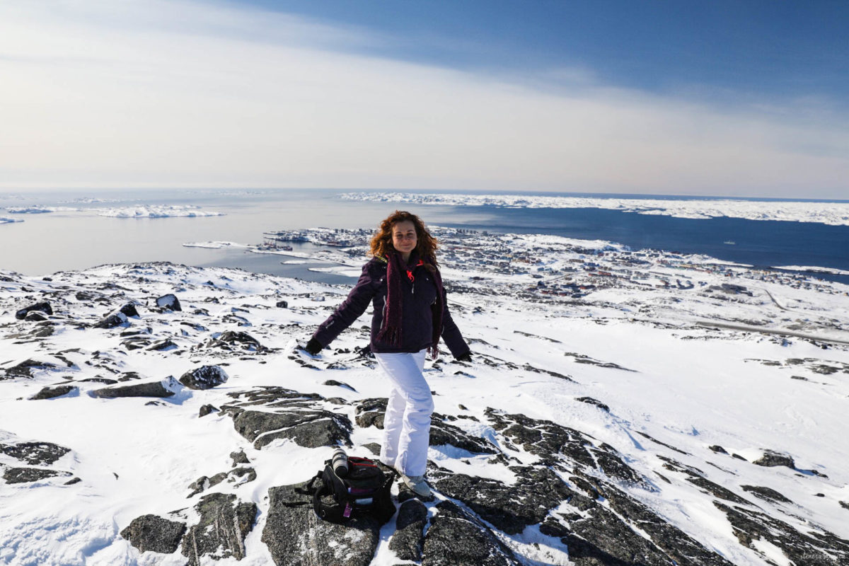 Découvrez Nuuk, capitale du Groenland. Que voir et que faire à Nuuk ? Musées, excursions dans le fjord, découverte de la montagne... Nuuk groenland blog.