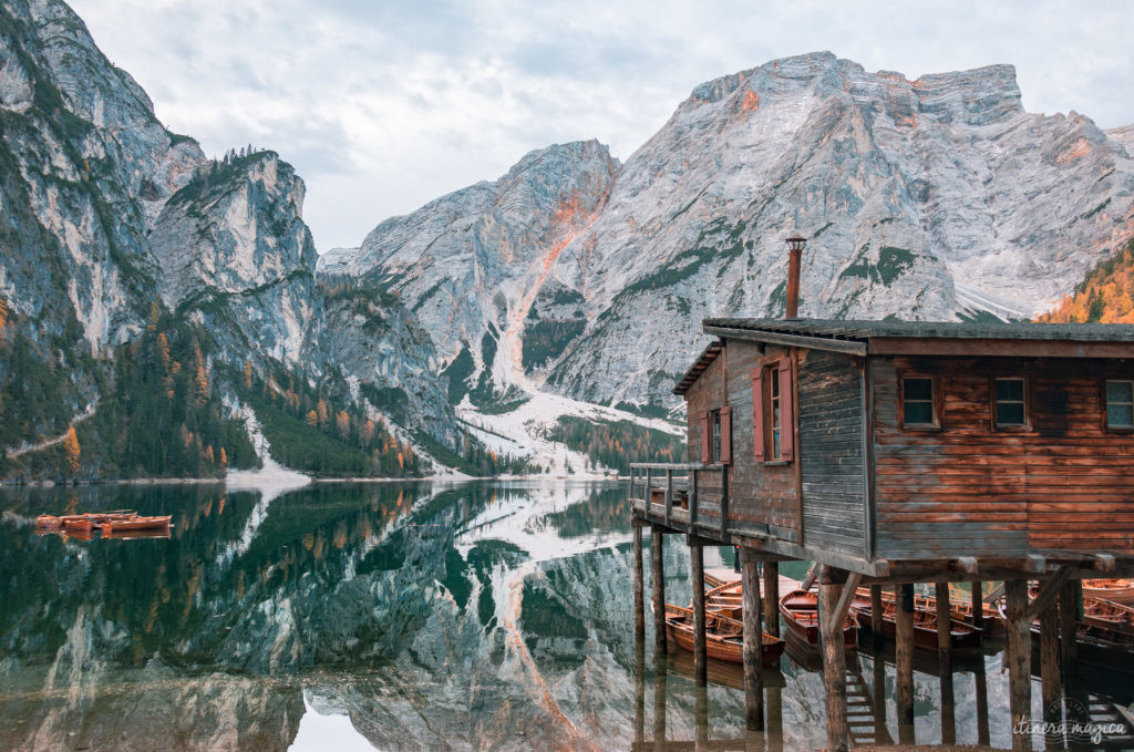 Découvrez les Dolomites à l'automne.