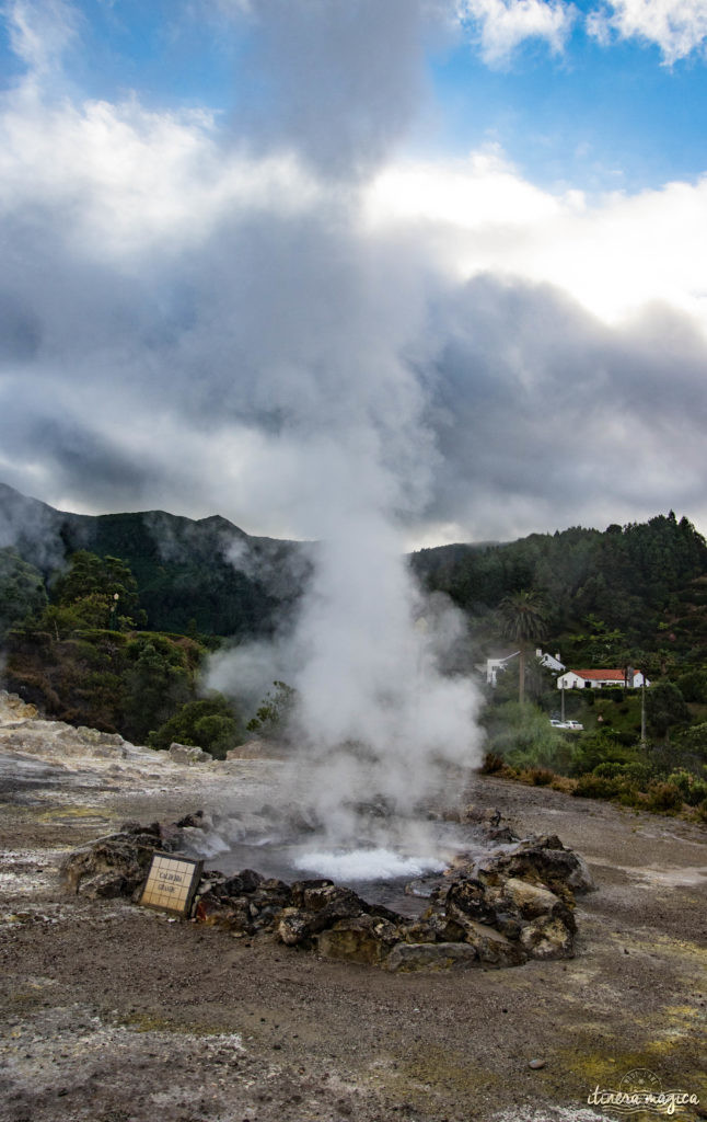 Islande et Açores : les soeurs secrètes. Découvrez les ressemblances entre ces îles de feu, situées sur la même dorsale atlantique.