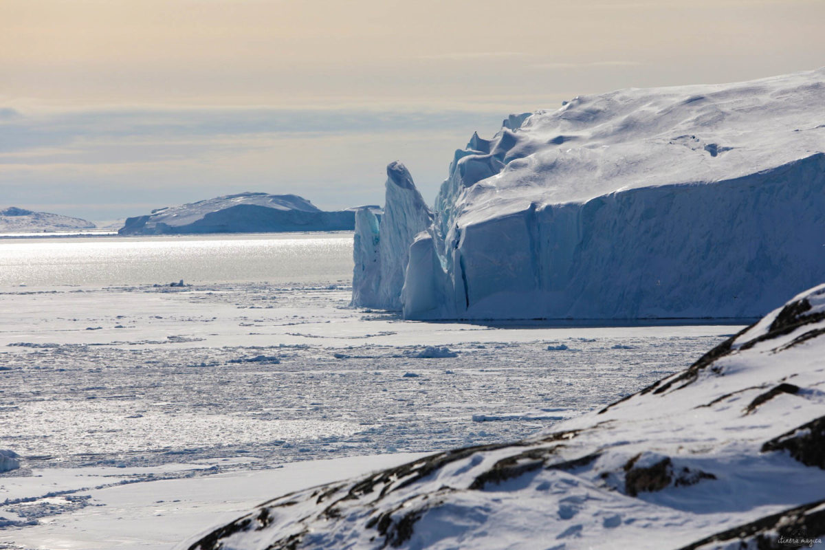 Voyage à Ilulissat et ses icebergs géants. Un incontournable lors d'un voyage au Groenland. De Paris à Ilulissat, un dépaysement total. Hôtel Ilulissat. Blog Ilulissat. Voyage Ilulissat icebergs Ilulissat