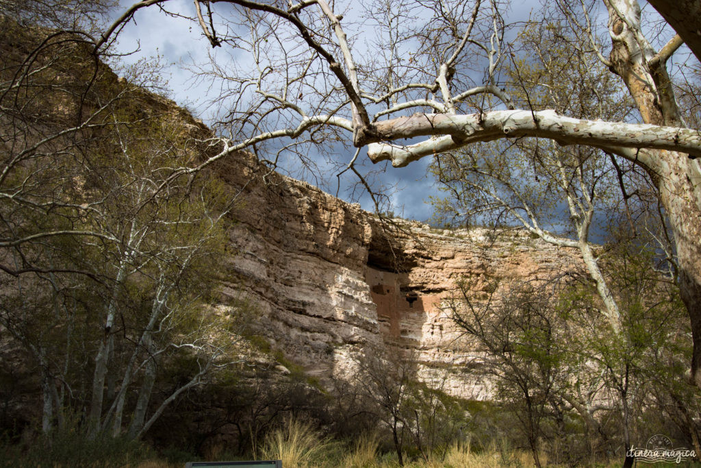 Découvrez la culture amérindienne d'Arizona : Montezuma Castle, Tuzigoot, San Xavier del Bac... un roadtrip sur les traces des premiers Américains !