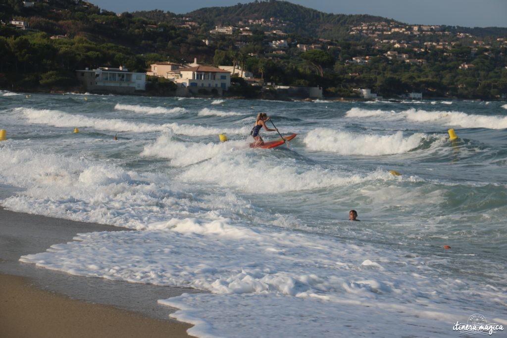 Spots de surf, paddle et kite sur la Côte d'Azur. Paddle de vagues Sainte Maxime