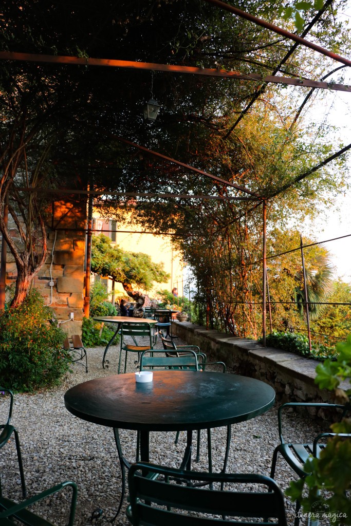 Crépuscule dans les jardins avec vue sur Florence, à Fiesole.