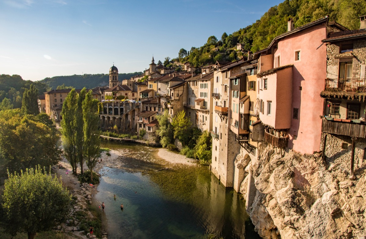 Découvrez le pays de Royans, porte d'entrée du Vercors.