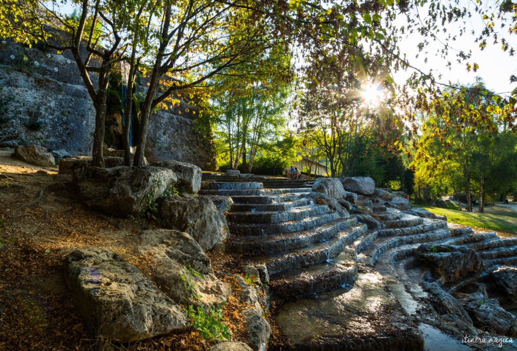 Que voir dans le Vercors et le Royans? Randonnées secrètes, cascades émeraude, routes vertigineuses, patrimoine rare, découvrez les secrets du Vercors.