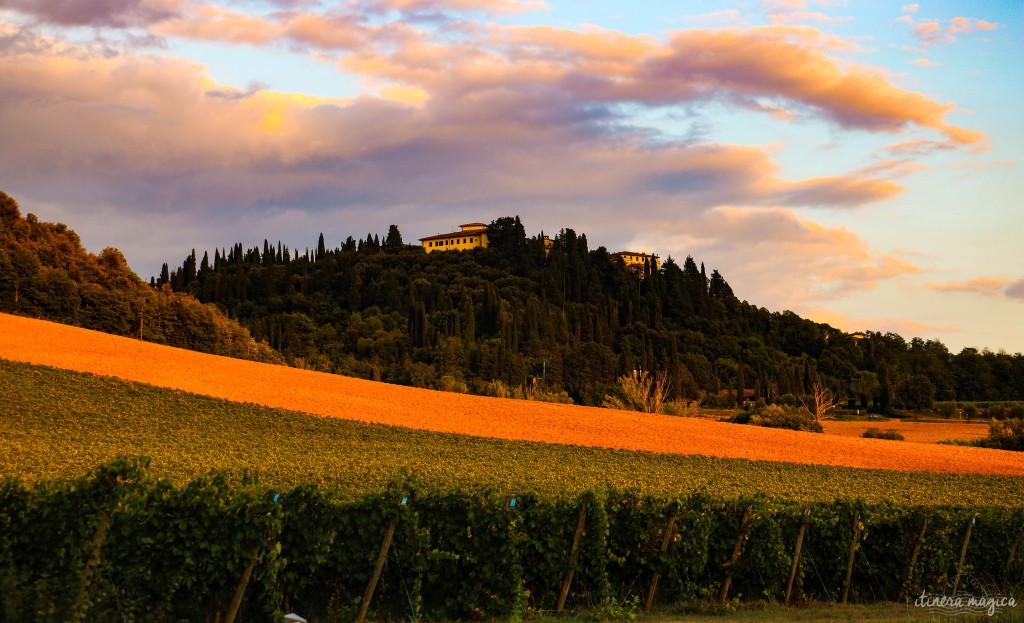 Coucher de soleil bucolique en Italie.