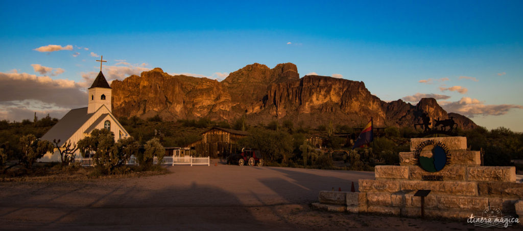 L'Apache Trail ? Une piste aussi mythique que la route 66, qui serpente dans le désert d'Arizona, et charrie toute la légende de l'Ouest ! Partez pour un road trip au pays des cactus, avec Itinera Magica.