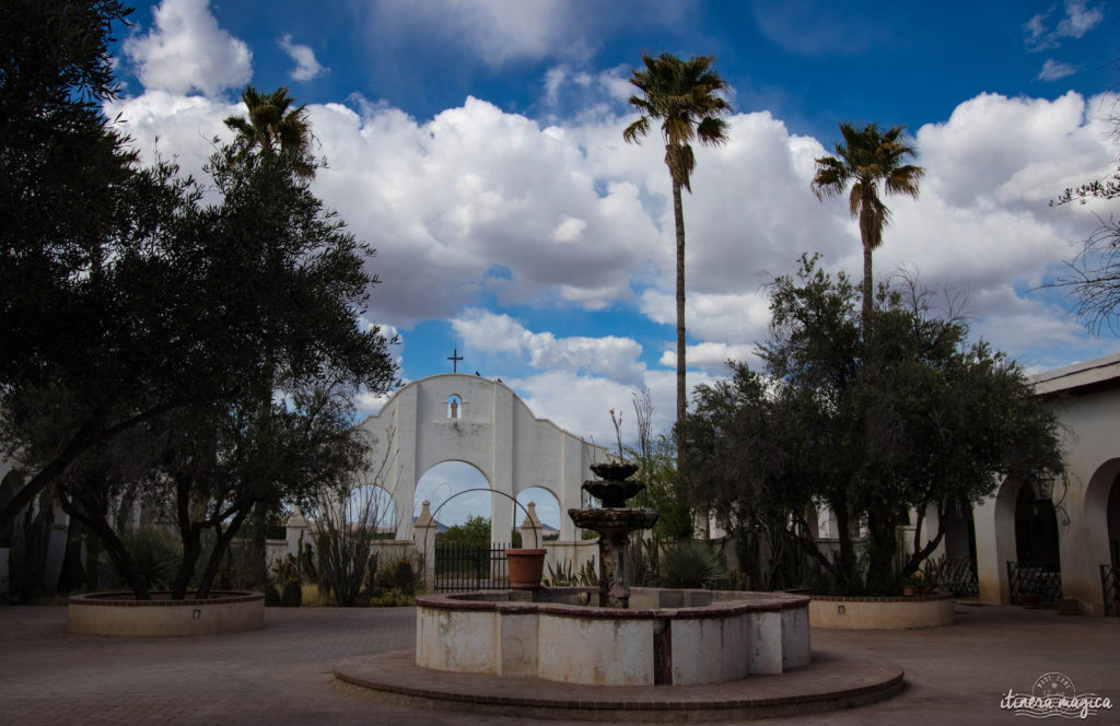 Découvrez la culture amérindienne d'Arizona : Montezuma Castle, Tuzigoot, San Xavier del Bac... un roadtrip sur les traces des premiers Américains !