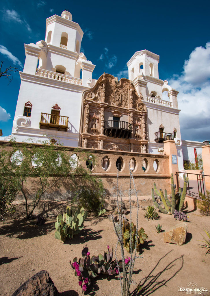 Découvrez la culture amérindienne d'Arizona : Montezuma Castle, Tuzigoot, San Xavier del Bac... un roadtrip sur les traces des premiers Américains !