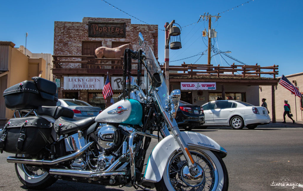 L'Apache Trail ? Une piste aussi mythique que la route 66, qui serpente dans le désert d'Arizona, et charrie toute la légende de l'Ouest ! Partez pour un road trip au pays des cactus, avec Itinera Magica.