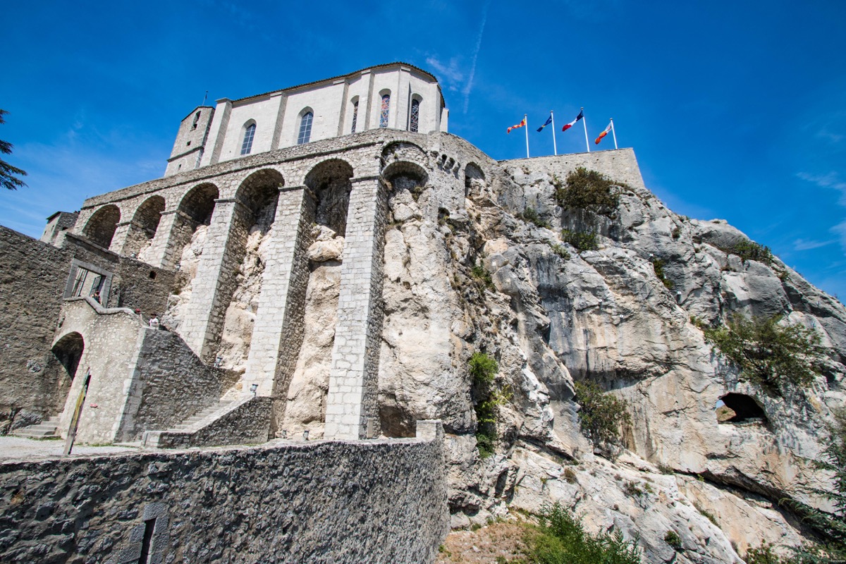 Road trip en Haute Provence : lavandes de la Drôme et des Baronnies, Sisteron, Serre-Ponçon. Blog de Provence