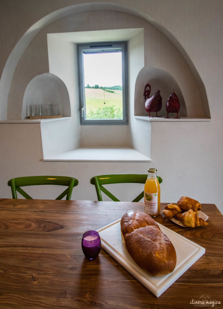 Un gîte de luxe en Aveyron et un projet collectif solidaire porté par tout un village ? Ne cherchez plus ! Bienvenue au Castel d'Alzac !