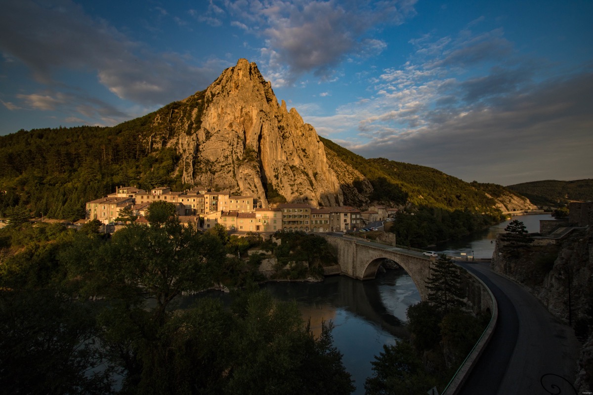 Road trip en Haute Provence : lavandes de la Drôme et des Baronnies, Sisteron, Serre-Ponçon. Blog de Provence