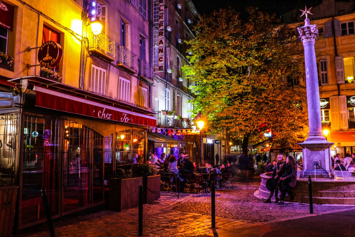 AixenProvence, am säuselnden Wasser entlang