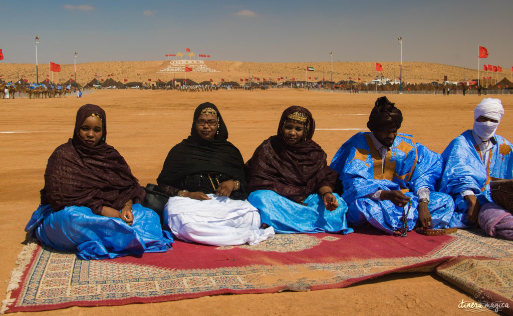 Au coeur du grand sud marocain, Tan-Tan est la porte du Sahara. Entre dunes de sable et océan, les peuples du désert se réunissent chaque mois de mai. Tourbillon de couleurs sur Itinera Magica.