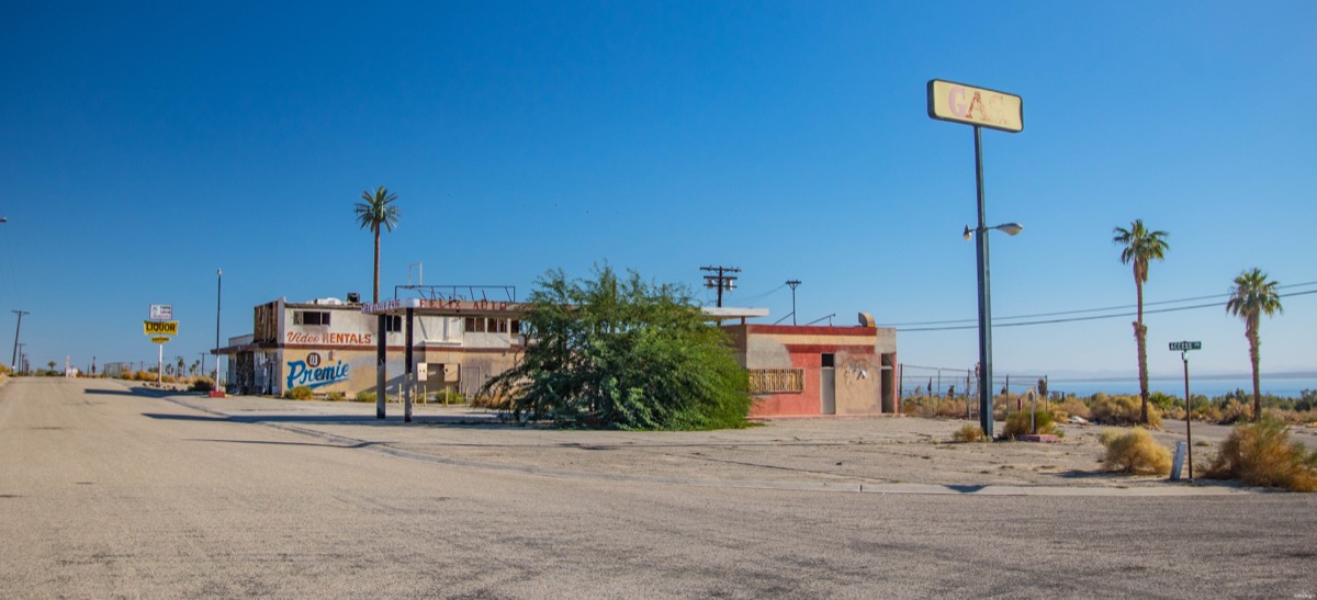 Salvation Mountain, Salton Sea, Joshua Tree : road trip en Californie apocalyptique, dans le désert empoisonné. Visiter Salvation mountain, le blog. 