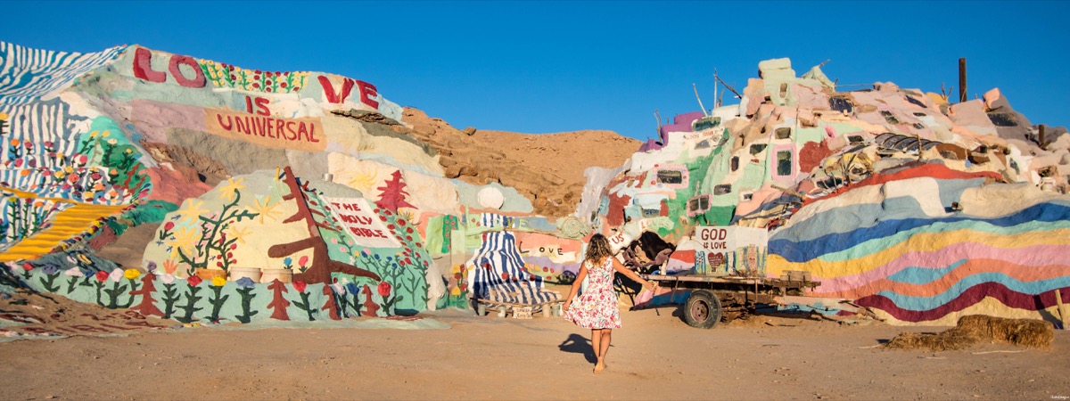 Salvation Mountain, Salton Sea, Joshua Tree : road trip en Californie apocalyptique, dans le désert empoisonné. Visiter Salvation mountain, le blog. 