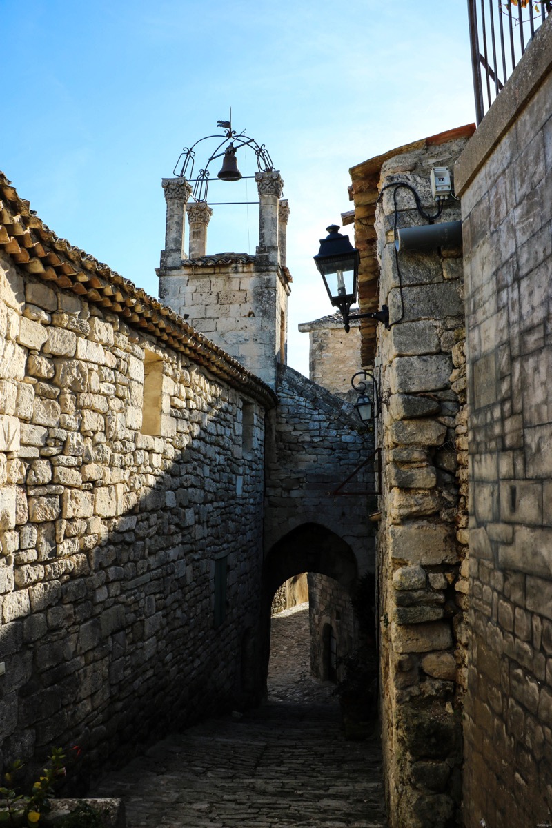 Château du marquis de Sade à Lacoste, Vaucluse. Ruines romantiques et gothiques en France. #Provence #vaucluse #france