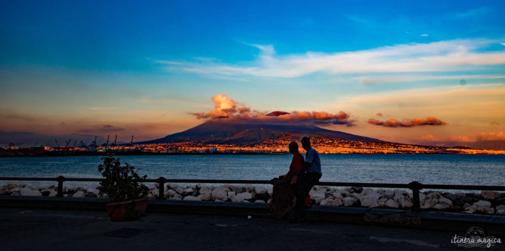 Incandescente et secrète, Naples fascine par ses passions à fleur de peau. Et sous les pentes du Vésuve dort Pompéi, si émouvante. L'Italie côté coeur.