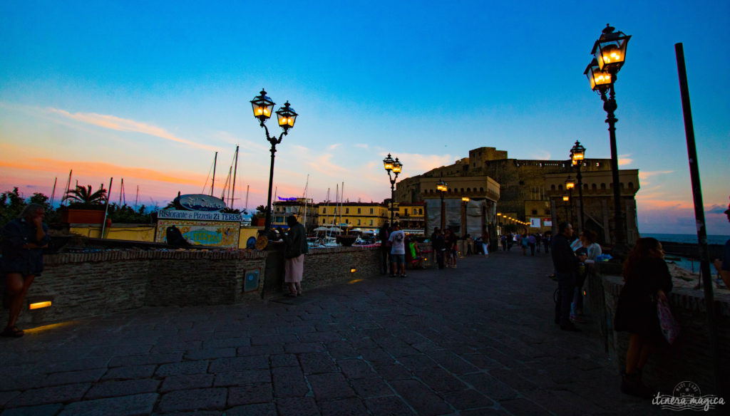 Incandescente et secrète, Naples fascine par ses passions à fleur de peau. Et sous les pentes du Vésuve dort Pompéi, si émouvante. L'Italie côté coeur.