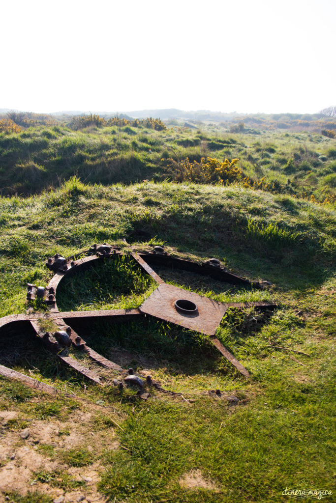 Le circuit guidé des plages du débarquement : plongée au coeur de l'histoire. Pointe du Hoc, Omaha Beach, Arromanches, mémorial de Caen, cimetière américain de Colleville.