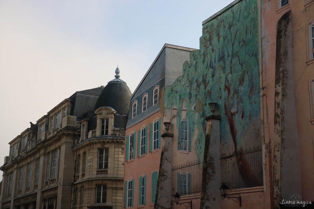 Trompe l'oeil et immeuble dix-huitième.