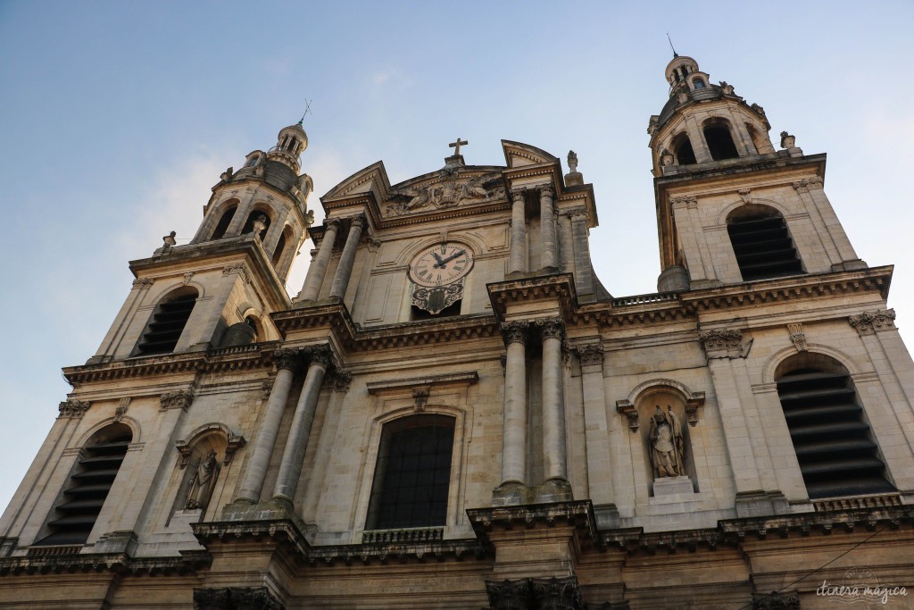 Façade de la cathédrale de Nancy.