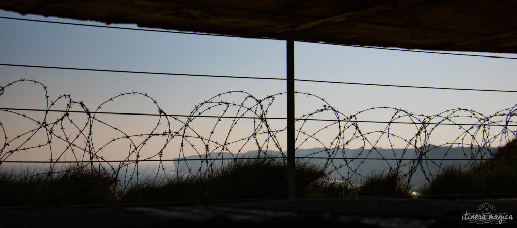 Le circuit guidé des plages du débarquement : plongée au coeur de l'histoire. Pointe du Hoc, Omaha Beach, Arromanches, mémorial de Caen, cimetière américain de Colleville.