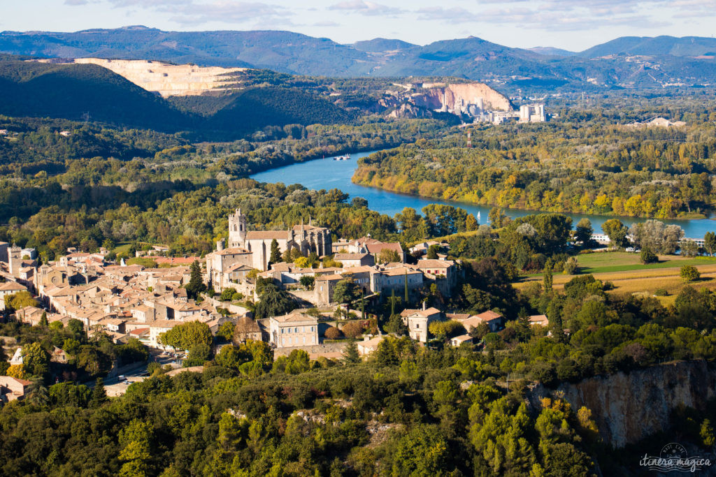 Connaissez-vous le défilé de Donzère, en Drôme provençale? Voici le pont du Robinet, les falaises du Rhône, et ma maison hantée. Histoires de fantômes.