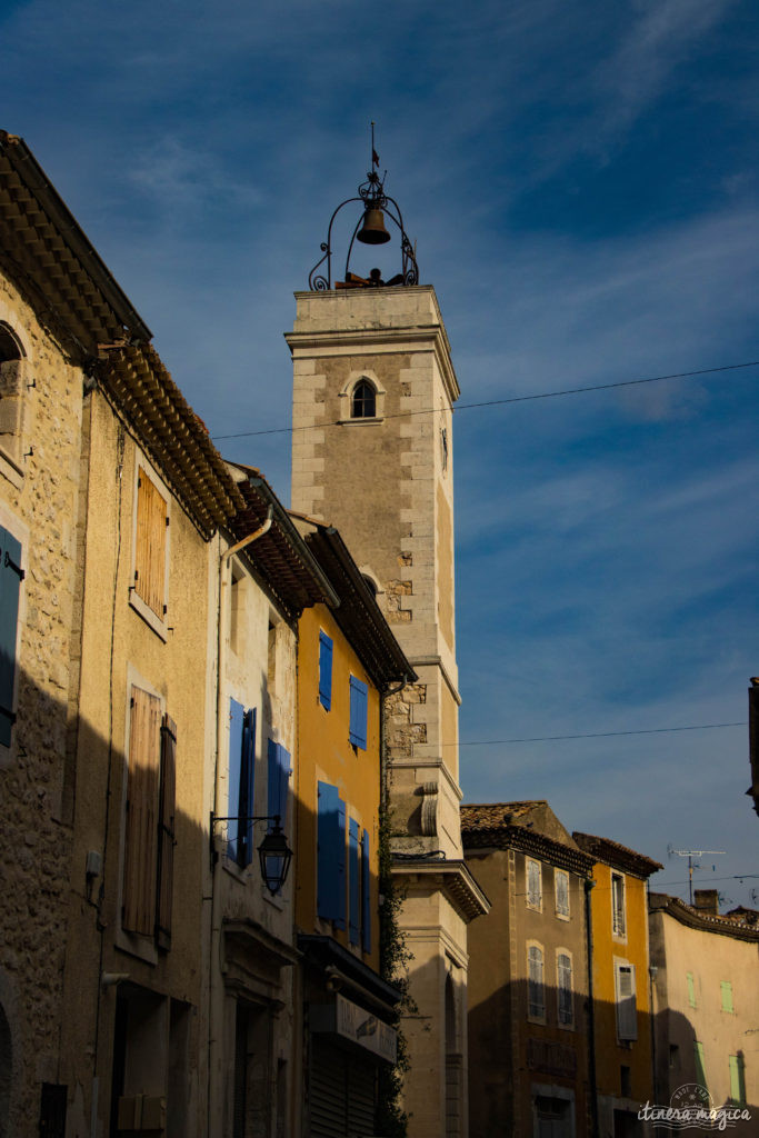 Dans les rues de Donzère