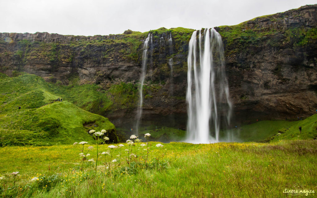 L'Islande est le pays des cascades. Découvrez les plus belles cascades d'Islande sur le blog de voyage Itinera Magica.